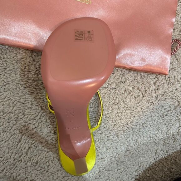 AMINA MUADDI - Picture 3 of 4